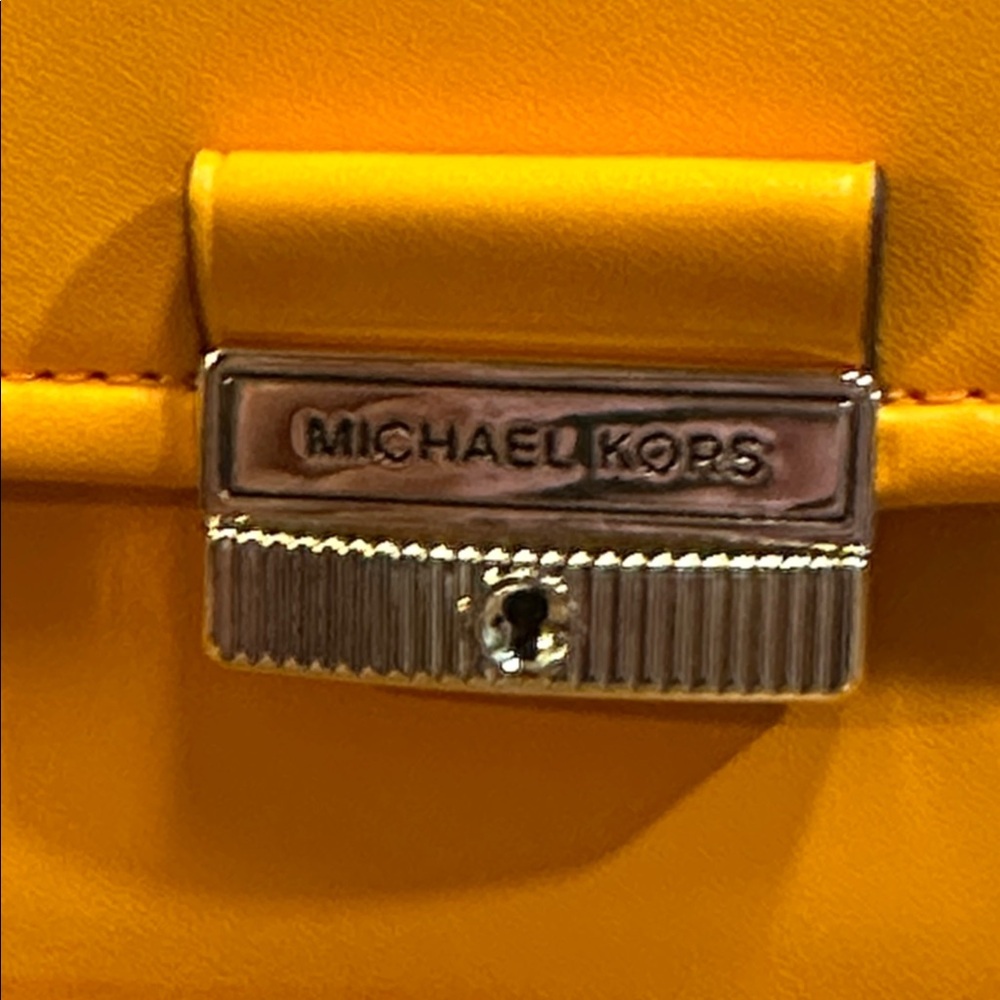 NWT Michael Kors Vibrant Pop Orange medium Crossbody with Retro Patches - Picture 2 of 12